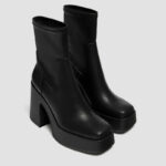 Stretch platform boots